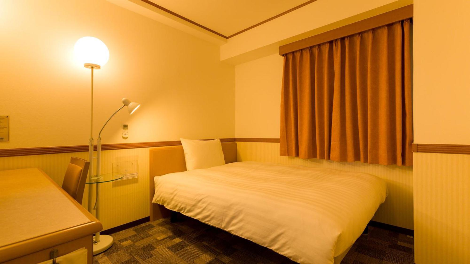 Toyoko Inn Kobe Sannomiya-Eki Higashi Kamer foto