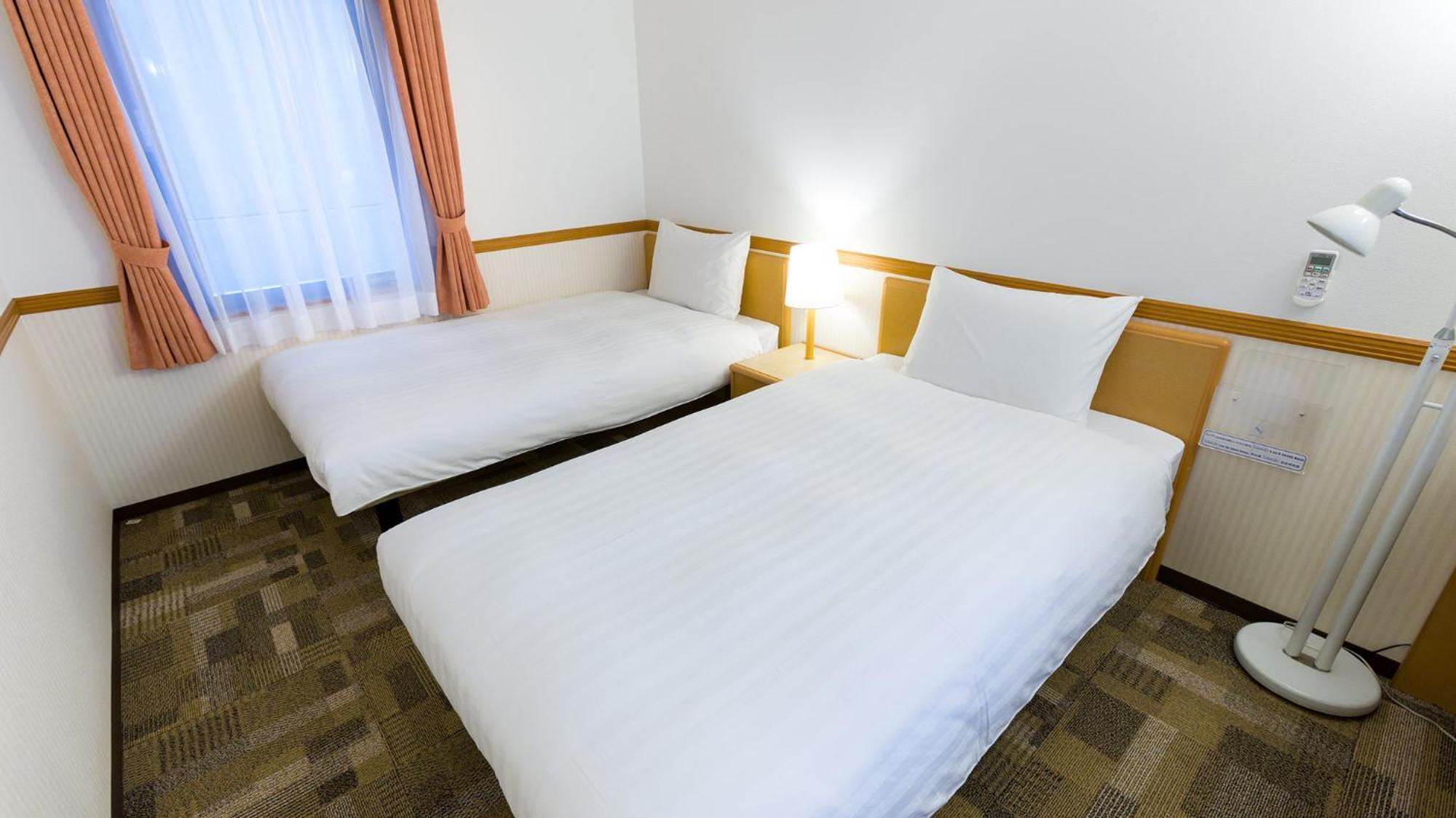 Toyoko Inn Kobe Sannomiya-Eki Higashi Kamer foto